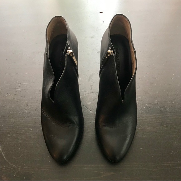 Banana Republic Ankle Bootie - Picture 2 of 3